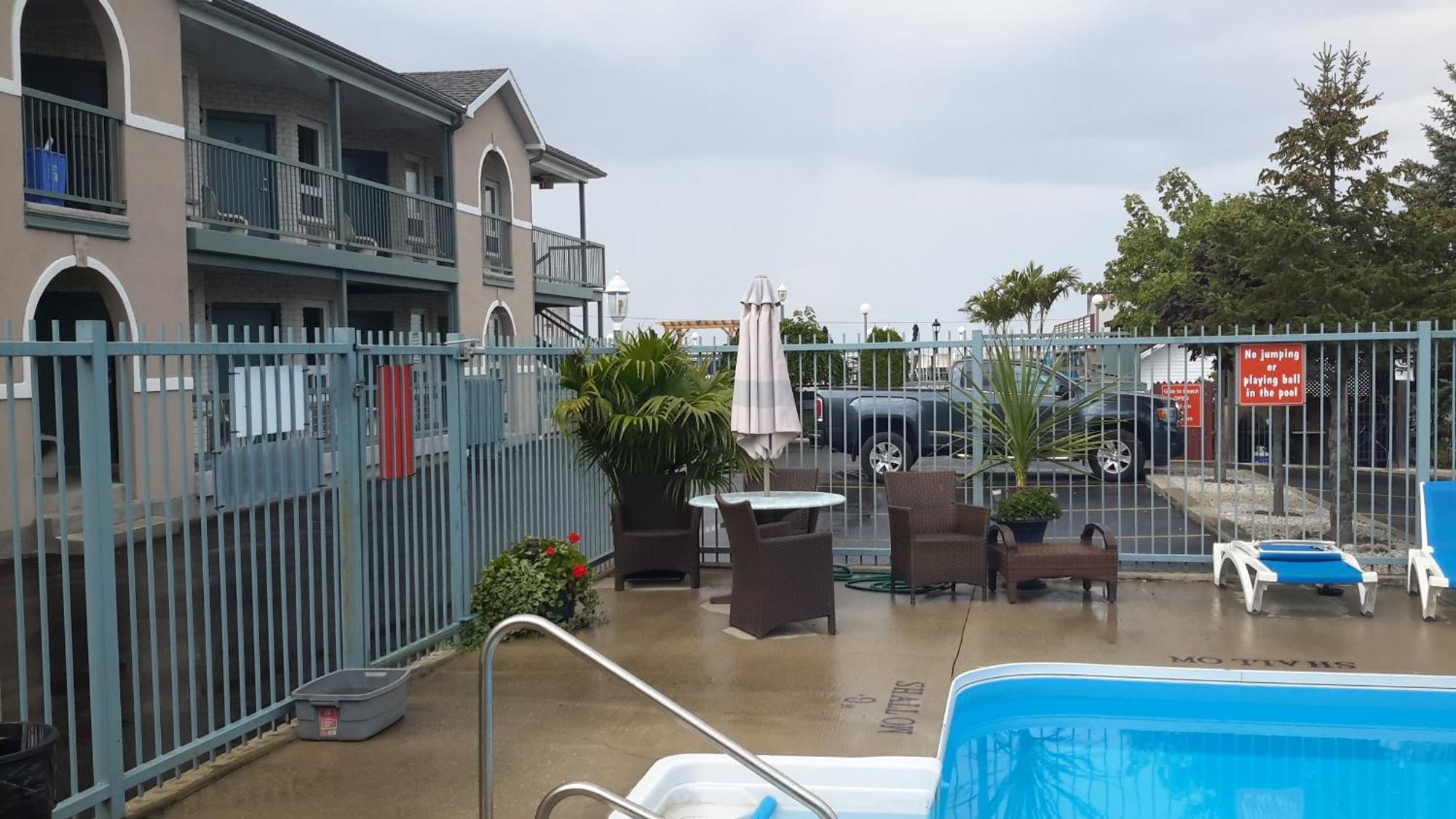 ווסאגה ביץ' Lakeview Resort Motel חדר תמונה