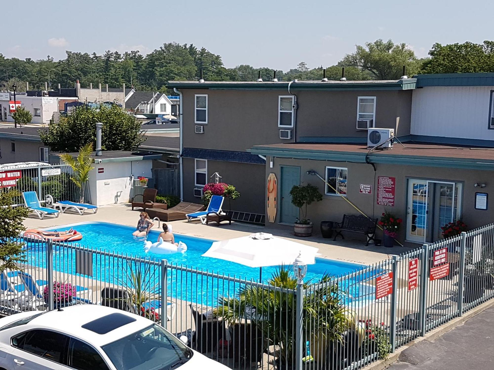 ווסאגה ביץ' Lakeview Resort Motel מראה חיצוני תמונה