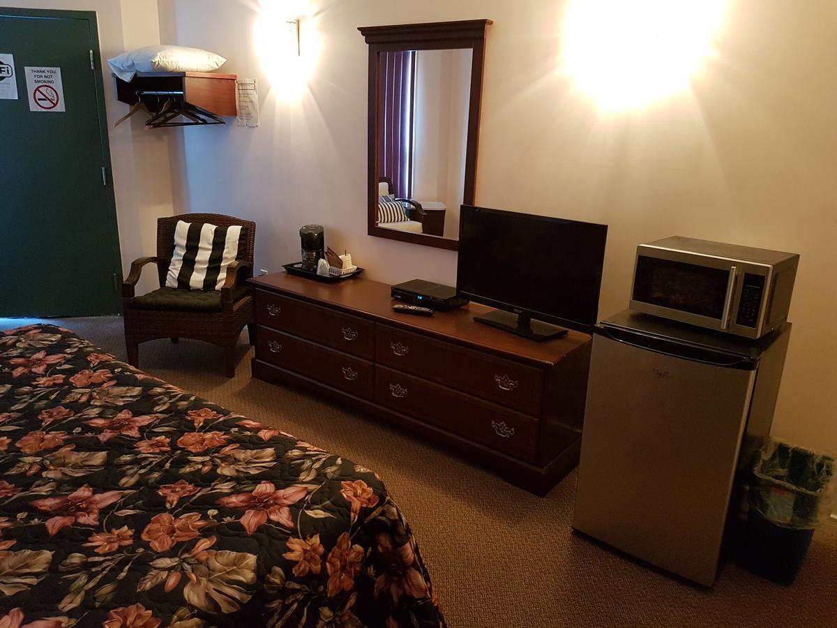 ווסאגה ביץ' Lakeview Resort Motel מראה חיצוני תמונה
