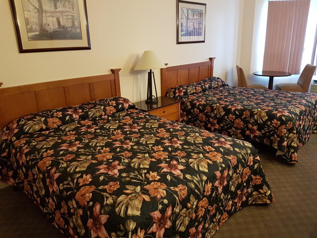 ווסאגה ביץ' Lakeview Resort Motel מראה חיצוני תמונה